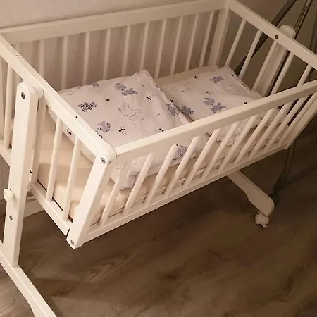 Moderne Gemuetliche 2-zimmer Bad-cannstatt Lejlighed