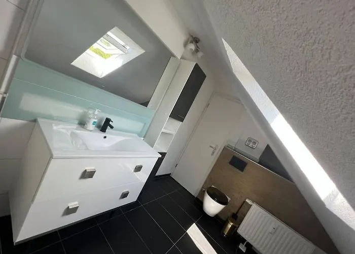 Moderne Gemuetliche 2-zimmer Bad-cannstatt Appartamento Stoccarda